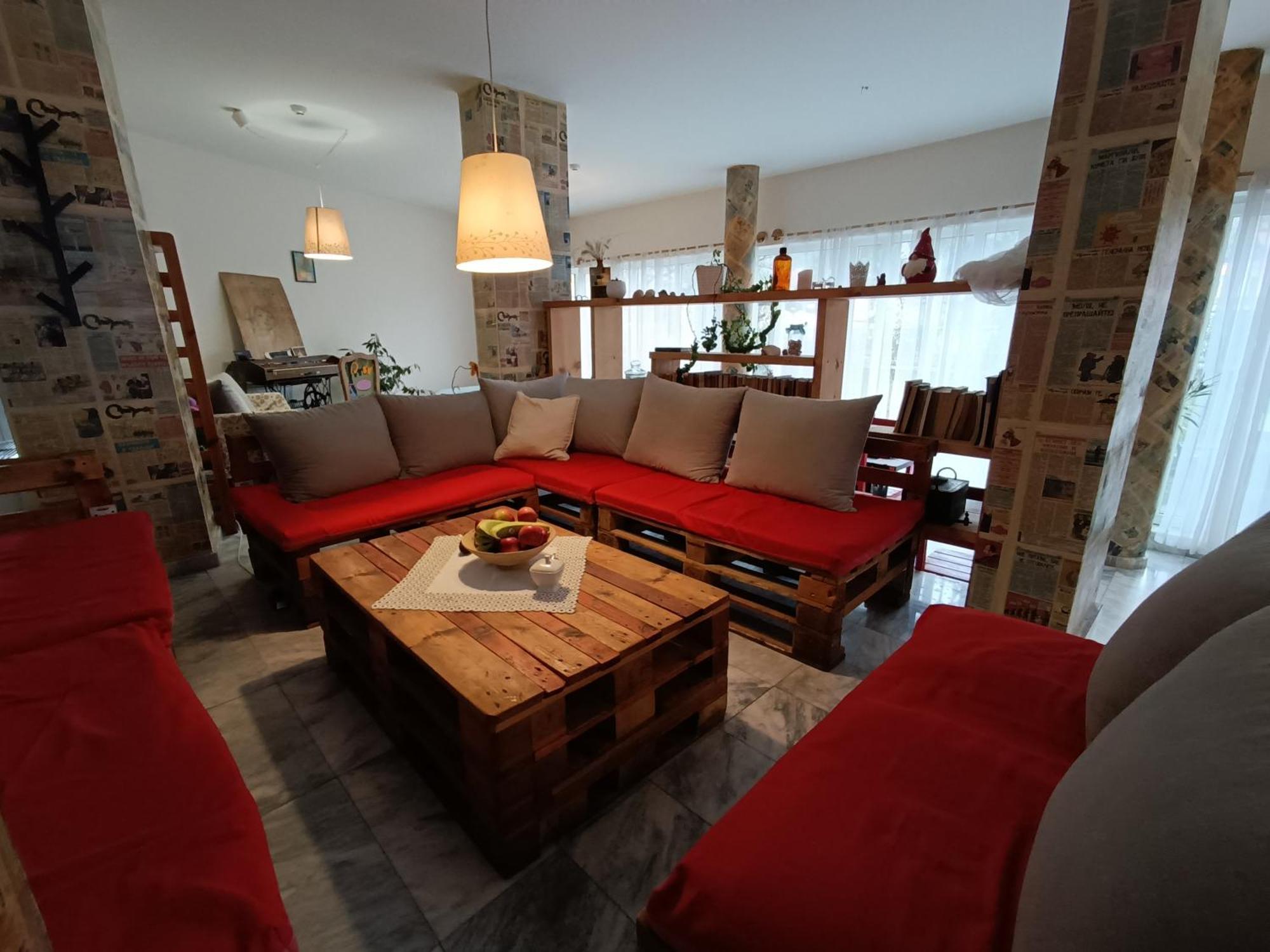 Villa "Forest Way" Pirdop ภายนอก รูปภาพ
