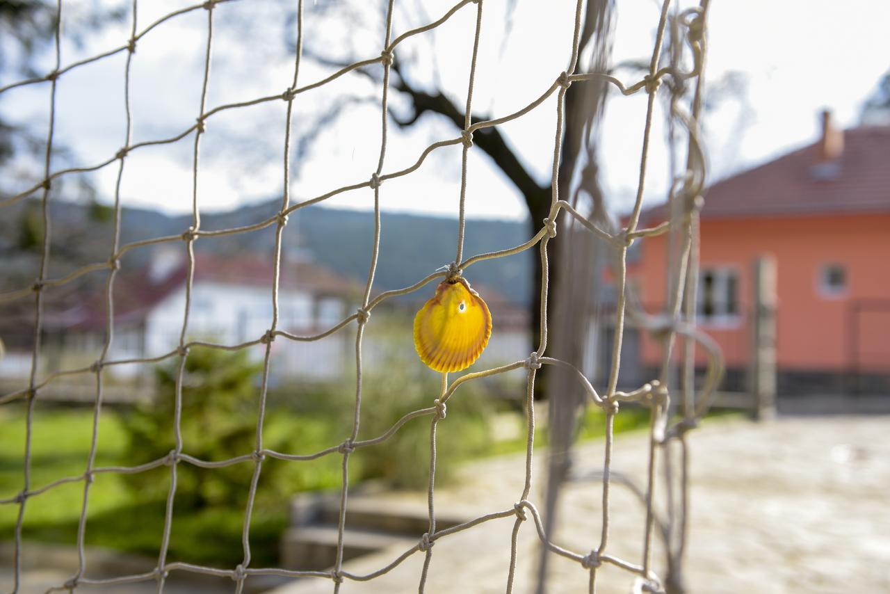 Villa "Forest Way" Pirdop ภายนอก รูปภาพ
