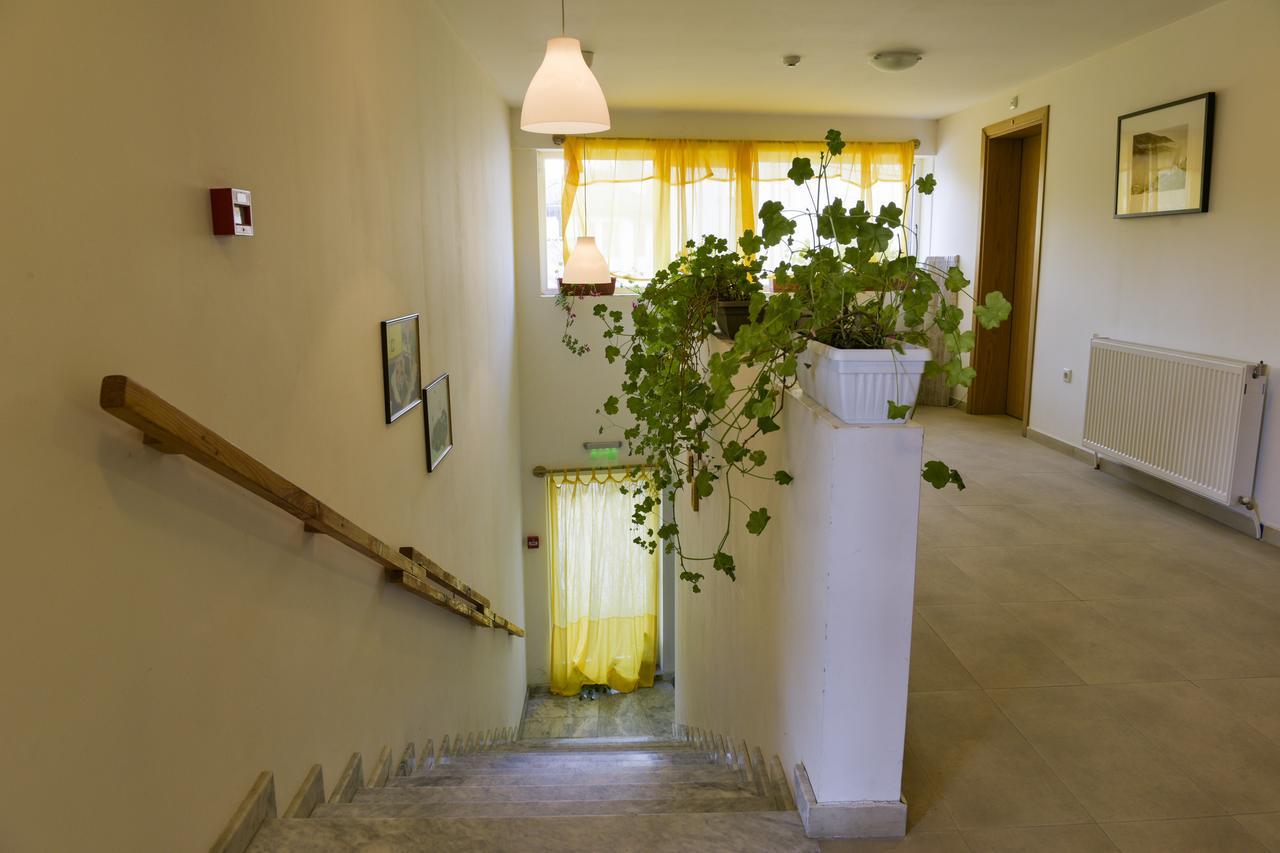 Villa "Forest Way" Pirdop ภายนอก รูปภาพ